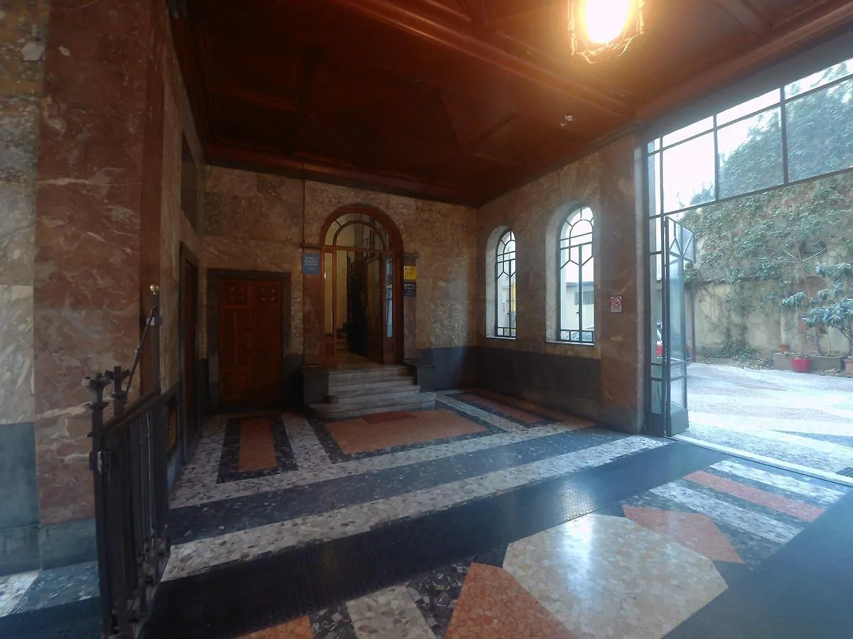 **  Hotel Ada Milano Italia